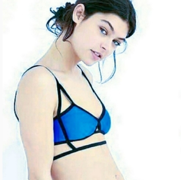 🥰🆕Chromat S or M, Cage Bikini Top - Picture 2 of 3